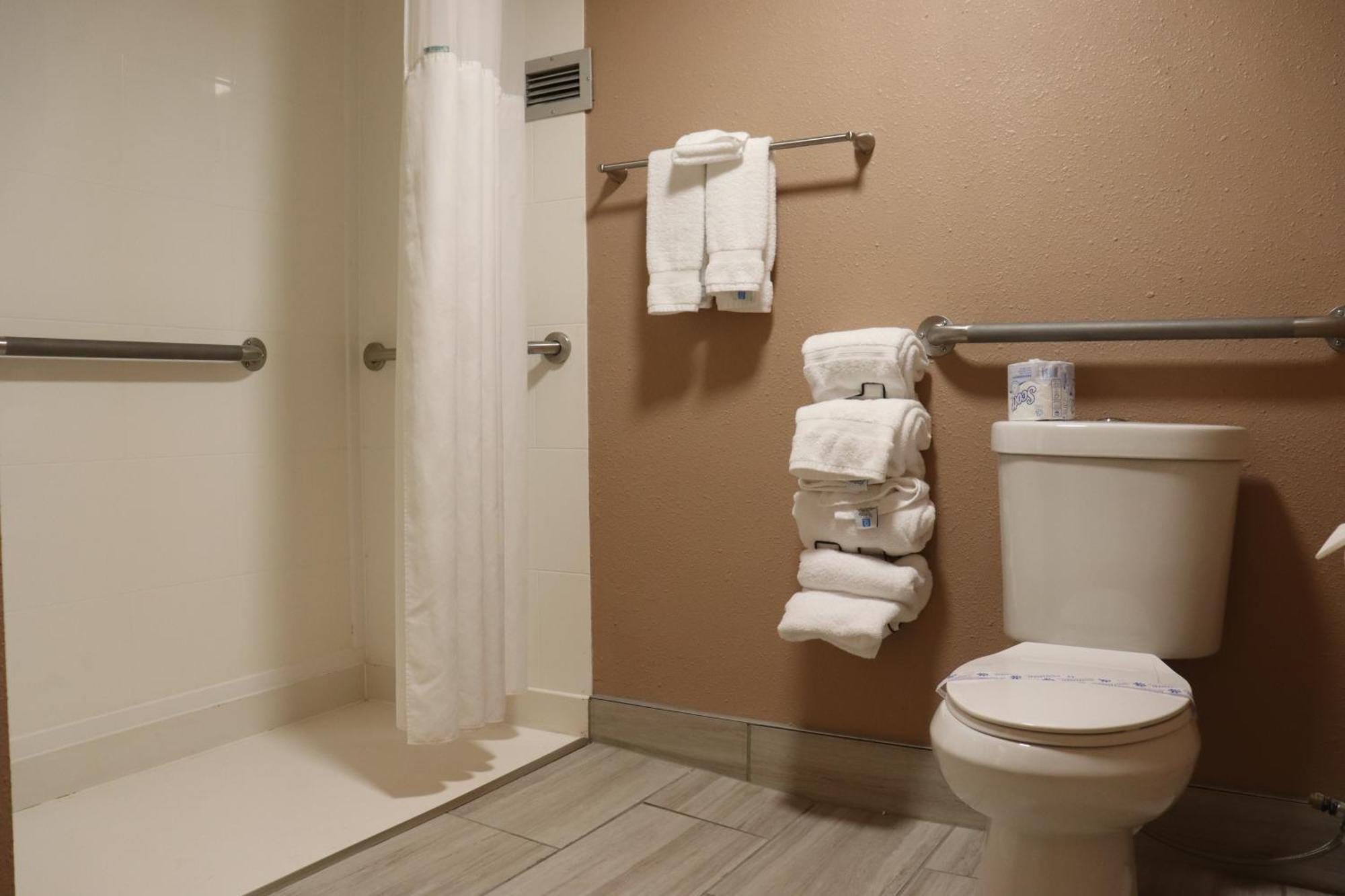 Clarion Hotel Lansing Luaran gambar