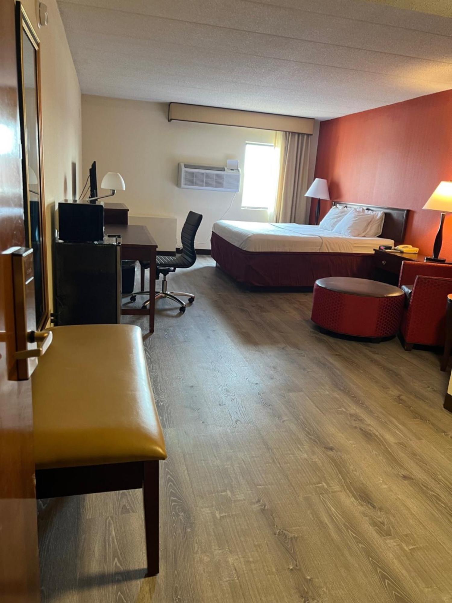 Clarion Hotel Lansing Luaran gambar