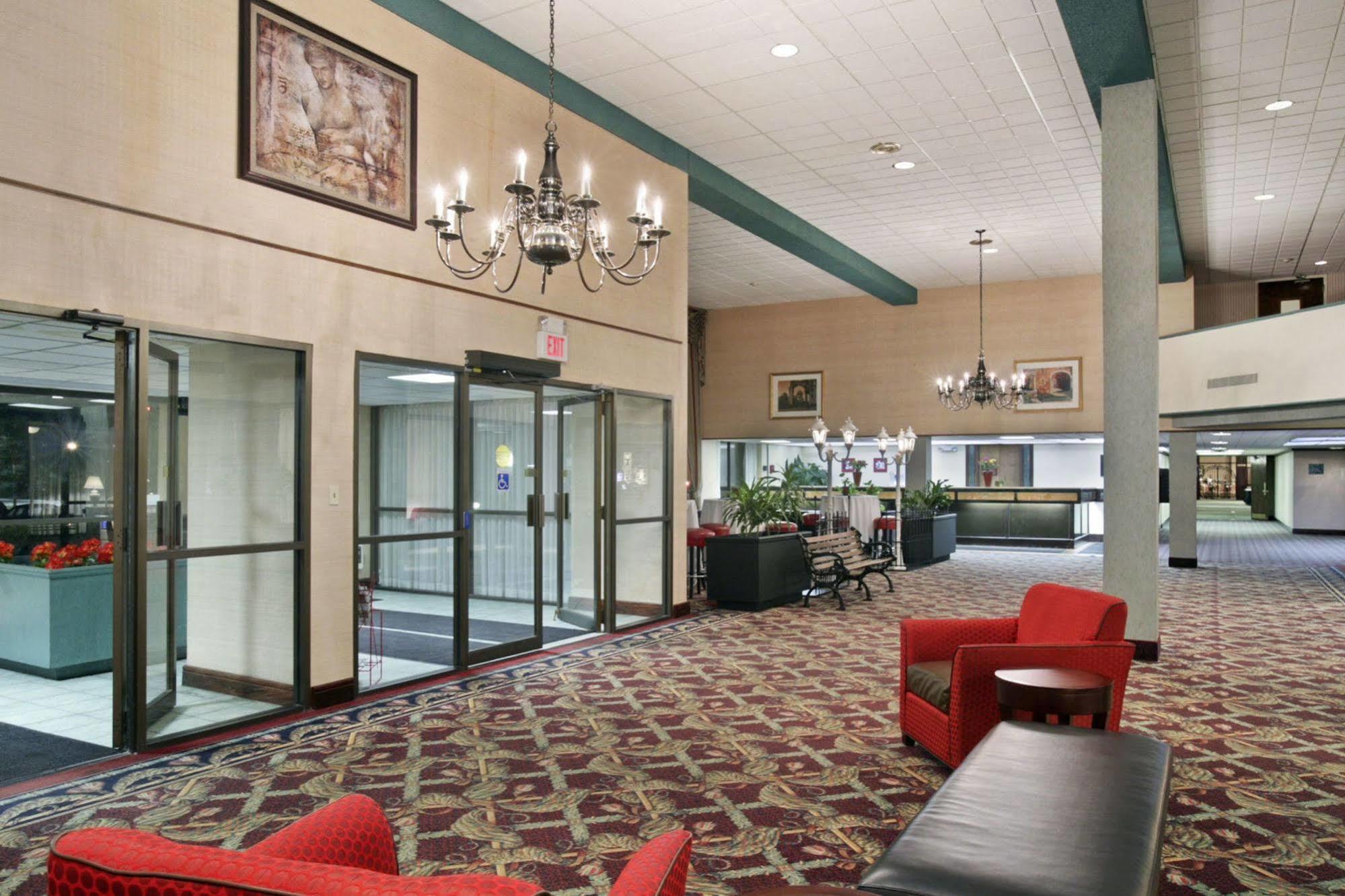 Clarion Hotel Lansing Luaran gambar
